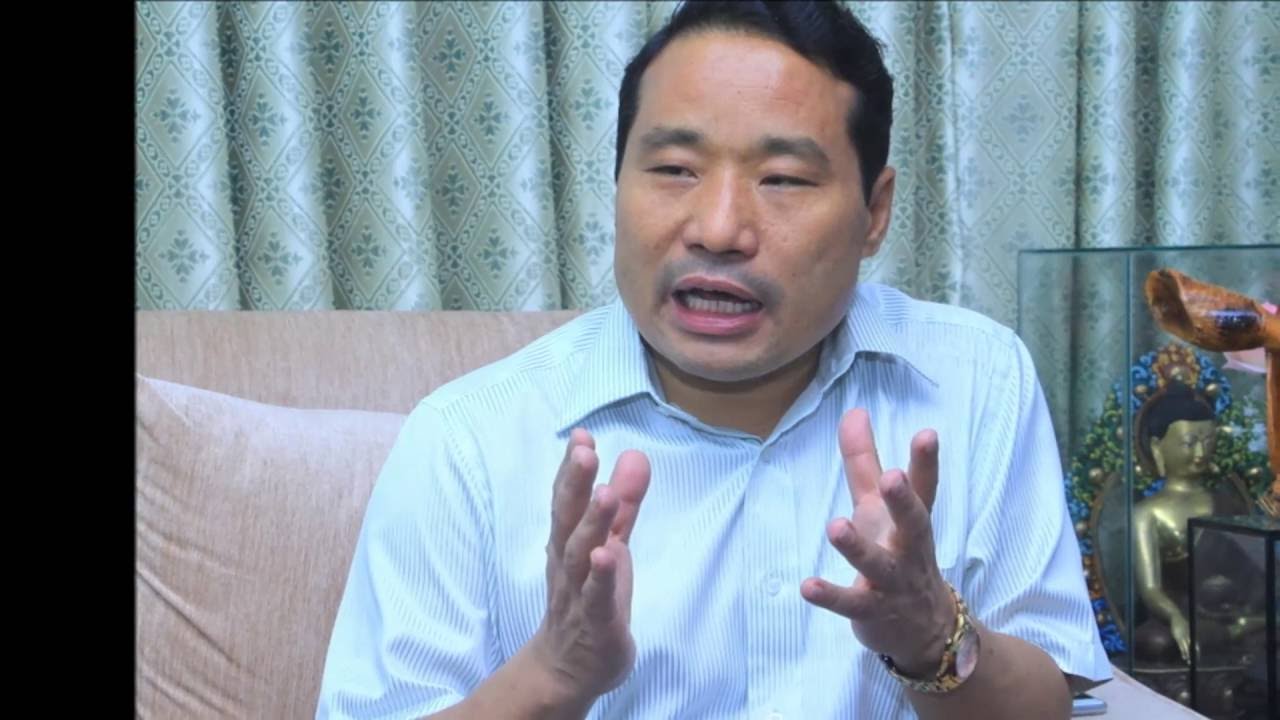 माओवादी केन्द्र एकताको झण्डा बोकेर जनताबीच जान्छ : वर्षमान पुन