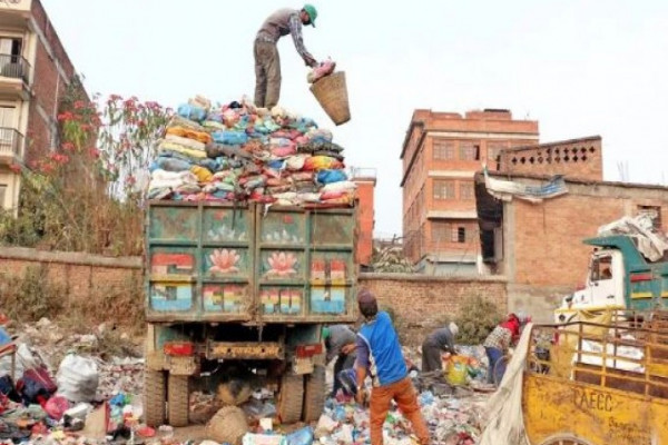 भोलिबाट काठमाडौंको फोहोर उठाइने