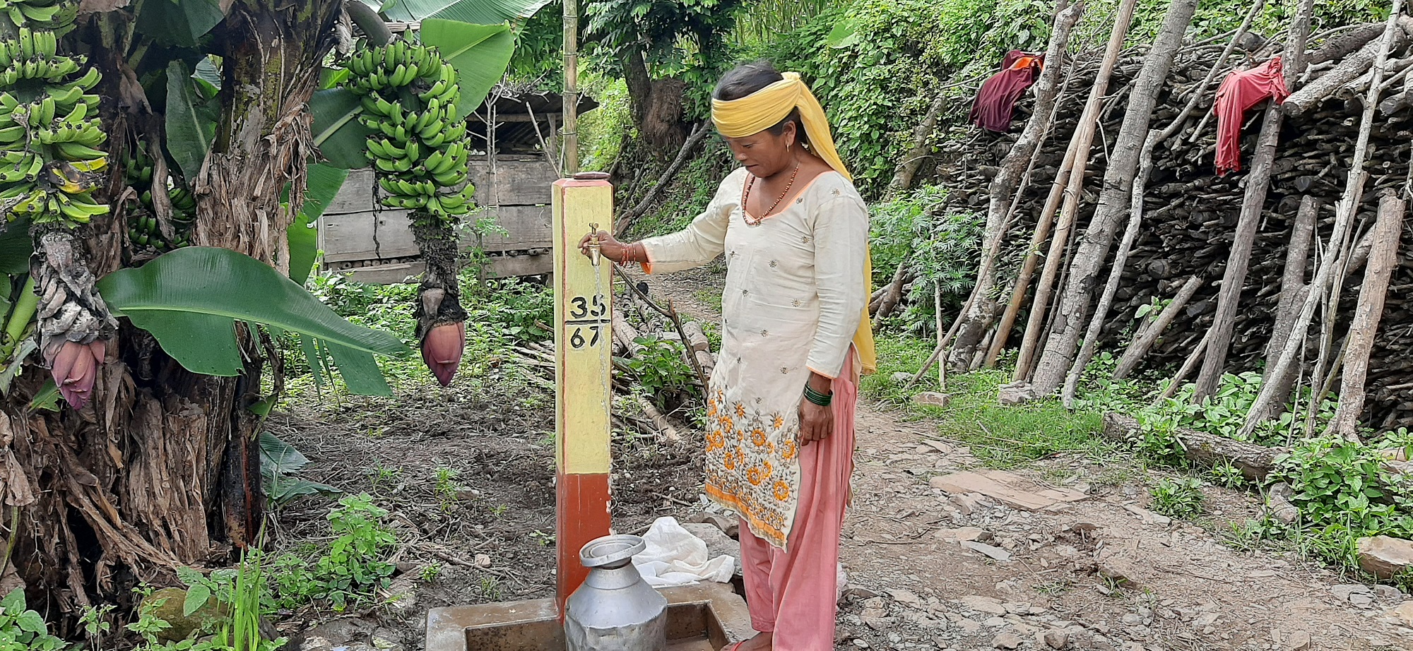 घरको धारामा पानी आएपछि जसीकुमारीले भनिन्, ‘गाउँमै सिंहदरबार आएछ’