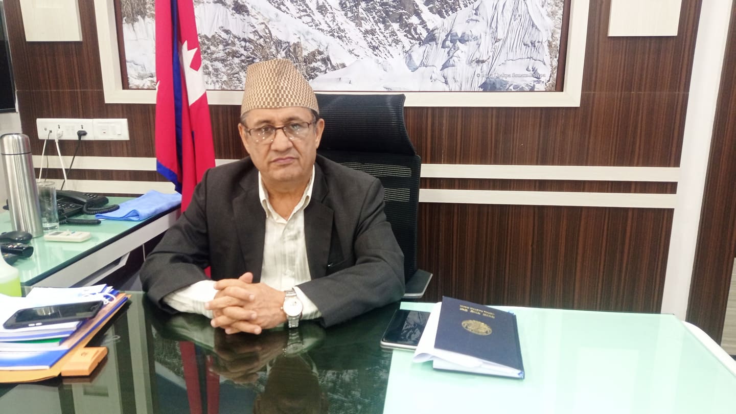 मुख्यमन्त्री भीम आचार्यले राजीनामा नदिने, संसदको सामना गर्ने