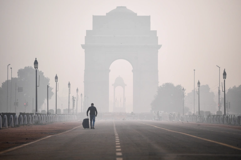 बढ्दाे प्रदूषणले ४० प्रतिशत भारतीयको नाै वर्ष आयु घट्यो