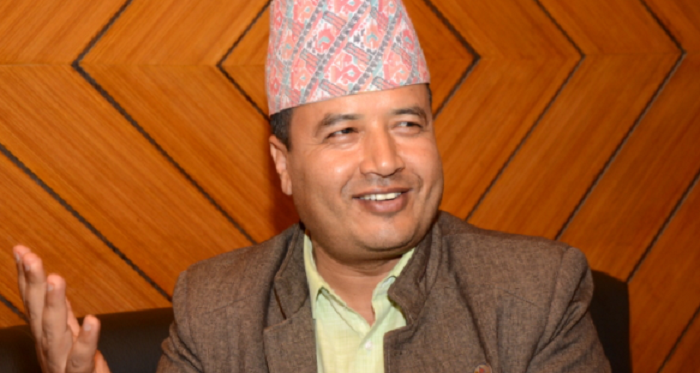 महेश बस्नेतले भने- प्रचण्ड नेपालको राजनीतिबाट एक्लिँदै हुनुहुन्छ