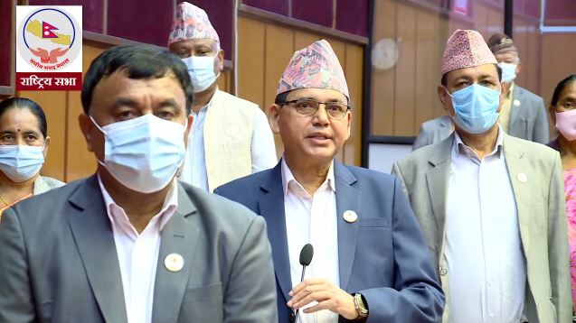 राष्ट्रिय सभामा एमाले : माधव नेपालसहित १४ जनालाई सांसद मान्नु हुन्न, सभामुखले माफी माग्नुपर्छ