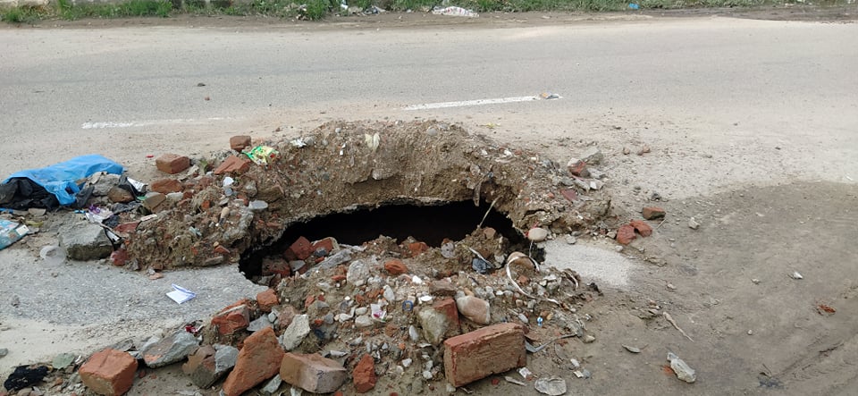जनकपुरधामका सडकको बेहाल, करोडौं खर्च गर्दा पनि खाल्डाखुल्डी