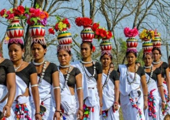थारू समुदायले  ‘अट्वारी पर्व ’ आज  धुमधामका साथ मनाउँदै