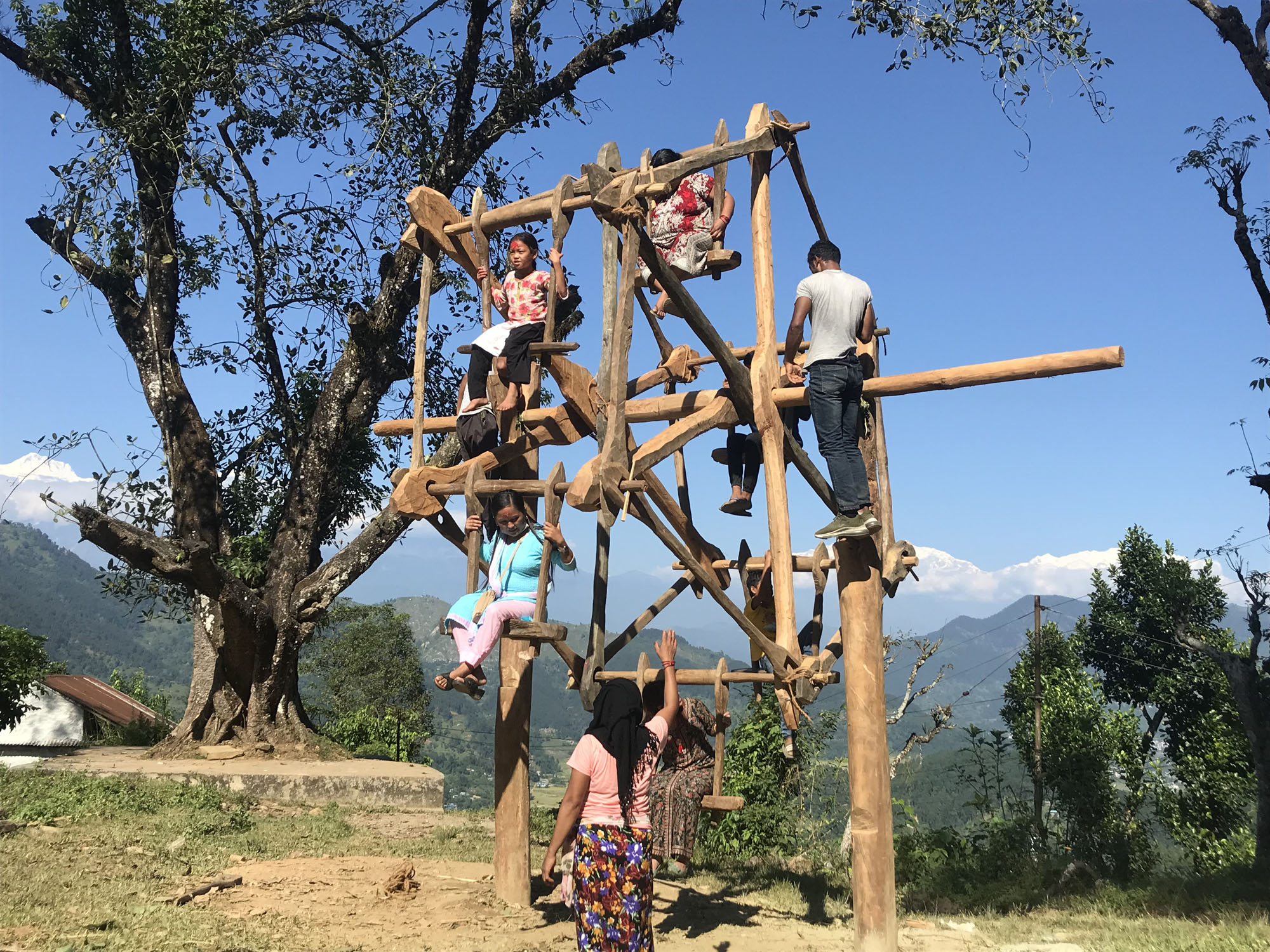 गाउँमा न पिङ हाल्नेछन् न खेल्ने, हेर्नुहोस् फोटोफिचर