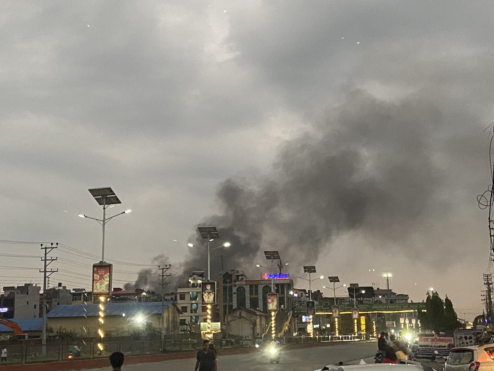 डेल्टा कम्प्लेक्समा लागेको आगो चार घण्टापछि नियन्त्रणमा,
