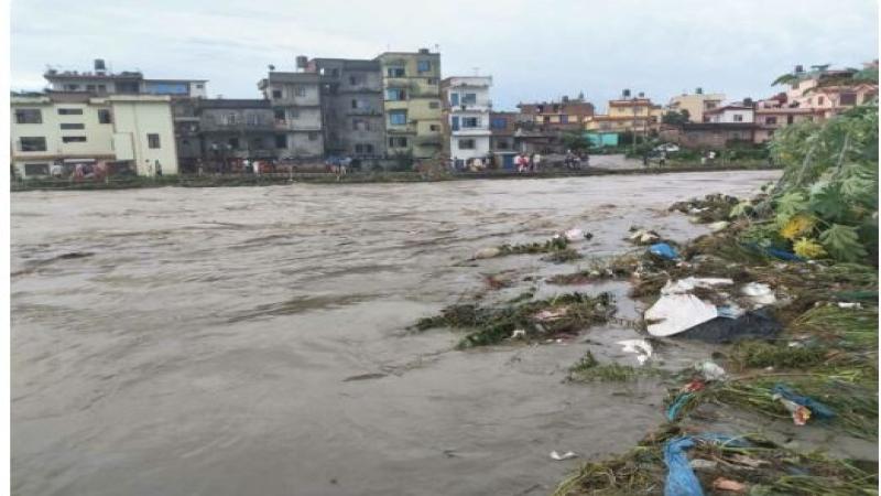 रातभार भारी वर्षा, काठमाडौं उपत्यकामा बाढी