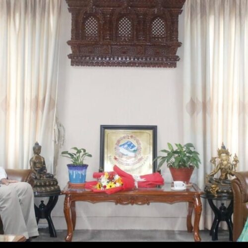 परराष्‍ट्रमन्त्री आरजु राणा देउवा र  भारतीय राजदूत नवीन श्रीवास्तवबीच भेटवार्ता