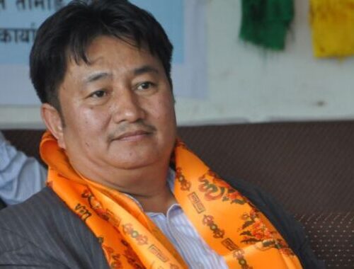 बागमती प्रदेशका मुख्यमन्त्री बहादुरसिंह लामाले आज प्रदेशसभामा विश्वासका मत लिँदै