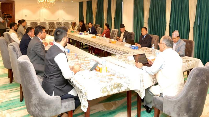 प्रधानमन्त्रीको ब्रिफिङ – सरकारले राजीनामा पनि दिँदैन, ३० दिन पनि काट्दैन