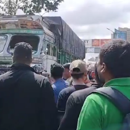 गट्ठाघरमा ट्रकले  ट्राफिक चेकजाँच गर्दै गरेको  स्कुटरलाई ठक्कर दिँदा महिलाको घटनास्थलमै मृत्यु