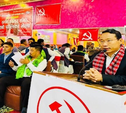कांग्रेस-एमाले गठबन्धन सरकार धेरै दिन नटिक्ने वर्षमान पुनको दाबी