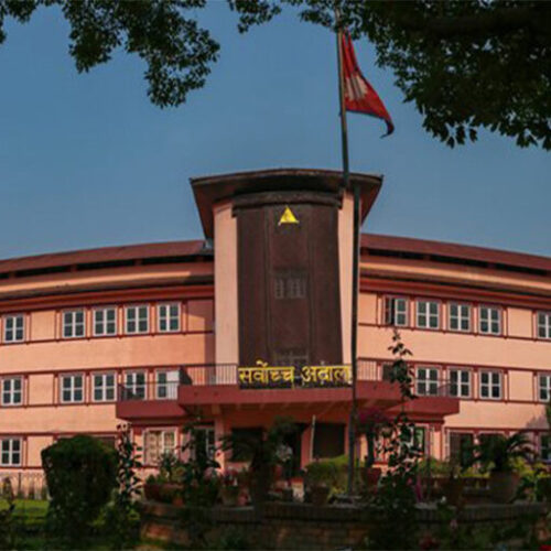 प्रहरीको ३० वर्षे सेवा अवधिविरुद्धमा जारी अन्तरिम आदेश खारेज