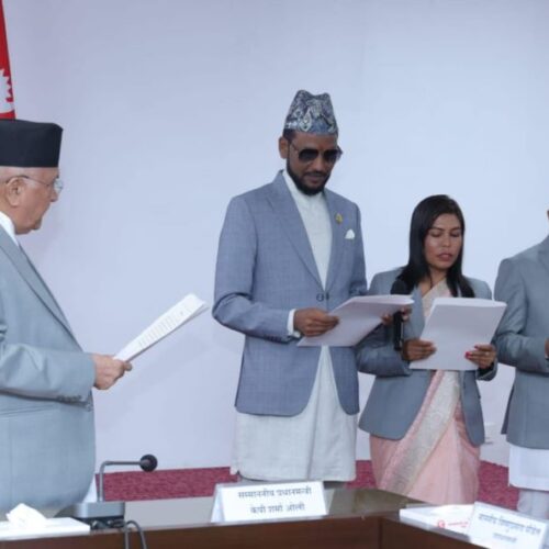 नवनियुक्त तीन राज्यमन्त्रीले लिए पद तथा गोपनीयताको शपथ