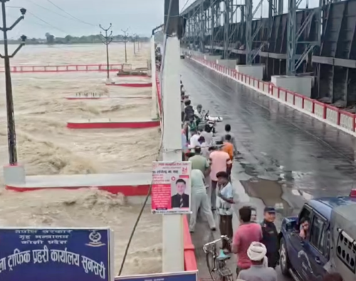 कोशी ब्यारेज पुलमा सवारीसाधन सञ्चालनमा रोक