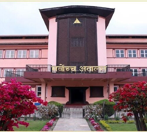 सामाजिक सञ्जाल नियमनका लागि कानुन निर्माण गर्न सरकारलाई सर्वोच्चको आदेश