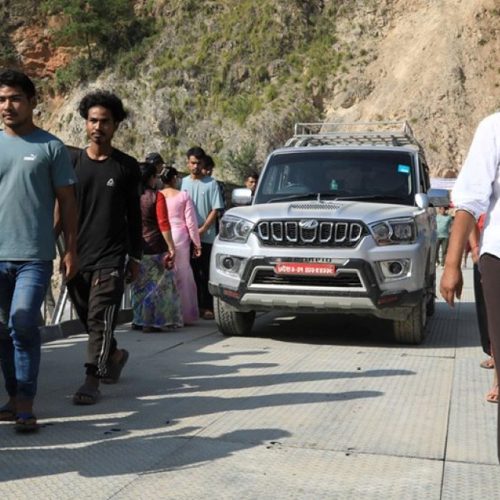बाढीले बगाएको २४ दिनमै बेलिब्रिजले जोडियो खुर्कोट–रामेछाप