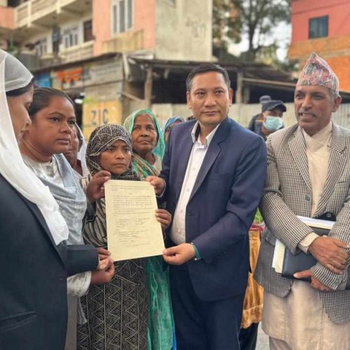 निर्मला कुर्मीको न्यायका लागि प्रदर्शनरत रूबी खान र सरकारबीच सहमति