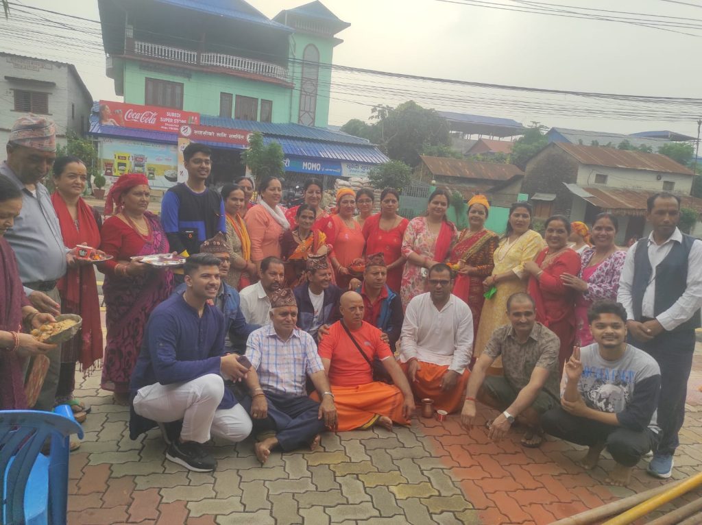 श्री परमानन्द सरस्वतीटोल बिकास संस्थाको आयोजनामा गौ पुजा सम्पन्न 4 502