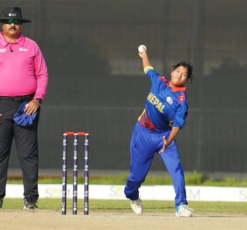 नेपालको लक्ष्य ८४ रन: यूएईसँगको खेलमा नेपालको मजबूत प्रदर्शन