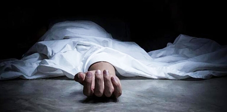गैँडाको आक्रमणबाट एक जनाको मृत्यु