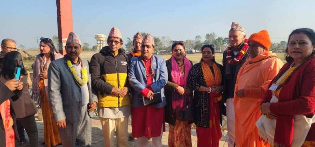 विश्व हिन्दू महासंघ नेपाल चितवनद्धारा आयोजित धार्मिकसभा सम्पन्न (फोटो फिचर ) 8 3.1