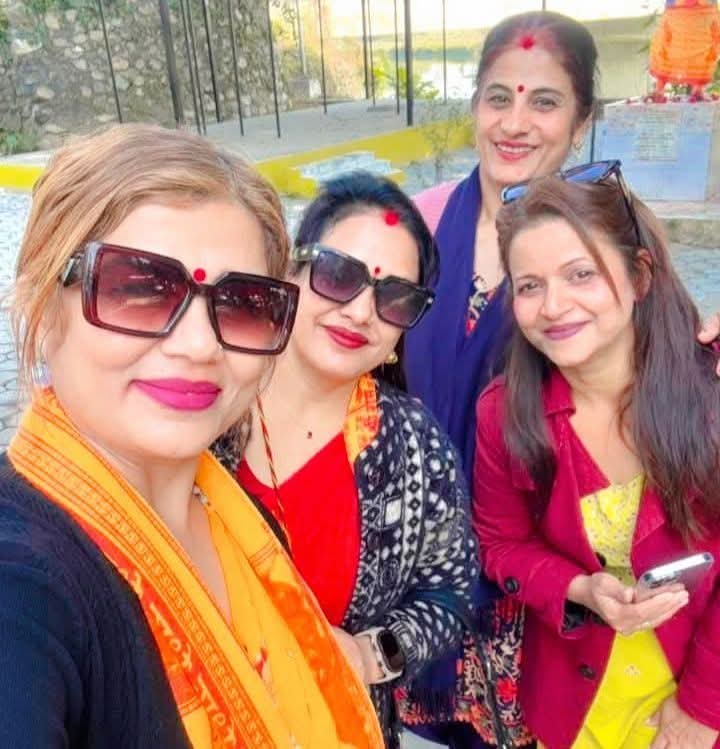 विश्व हिन्दू महासंघ नेपाल चितवनद्धारा आयोजित धार्मिकसभा सम्पन्न (फोटो फिचर ) 35 35