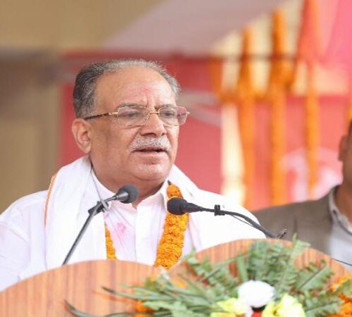 केपीजी कहिल्यै गणतन्त्रवादी होइनन्, माओवादीले आँधीहुरी ल्याएपछि मात्र स्वीकारेः प्रचण्ड