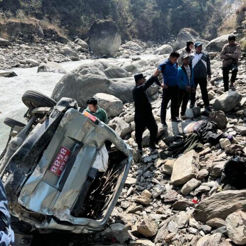म्याग्दीमा भ्यान दुर्घटना, एकको मृत्यु तीन जना घाइते