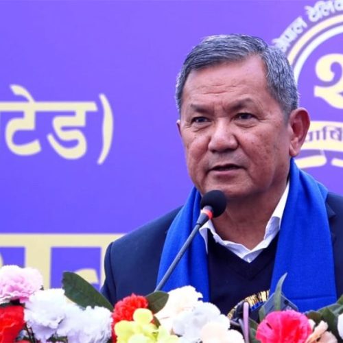 फेसबुकलाई नेपालमा बोलाएका छौं, आएन भने चल्न दिँदैनौं : सञ्चारमन्त्री गुरुङ
