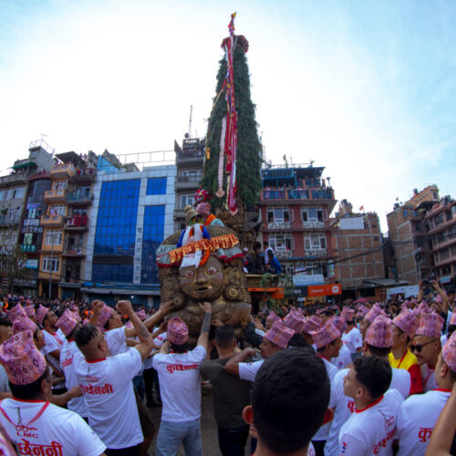 जेठ १८ गते रातो मच्छिन्द्रनाथको भोटो देखाइने