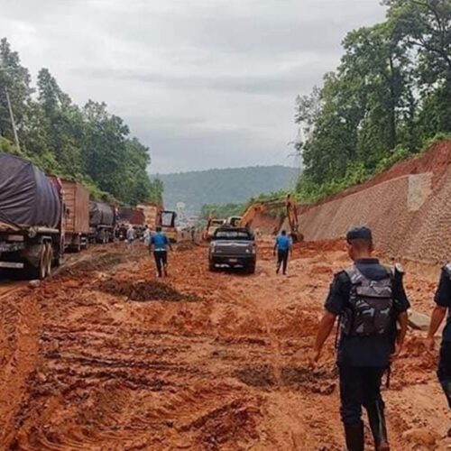अबरुद्ध पूर्व-पश्चिम राजमार्गको दाउन्ने खण्डमा सञ्चालनमा