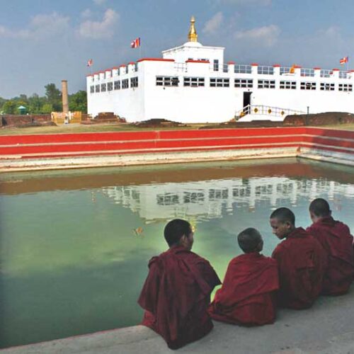 २५६९ औँ बुद्धजयन्ती आज श्रद्धा र भक्तिपूर्वक नेपालमा मनाइँदै ।