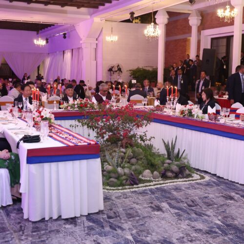 प्रधानमन्त्री ओलीद्वारा सगरमाथा संवादका अतिथिको सम्मानमा रात्रिभोजको आयोजना