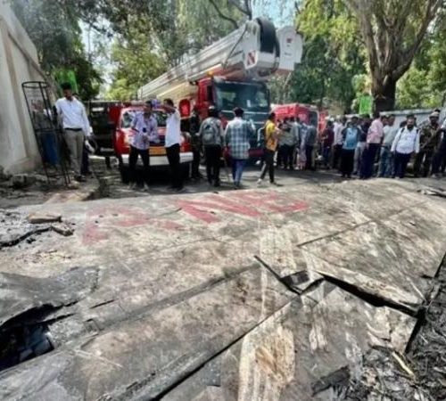 एयर इन्डिया विमान दुर्घटना: सय जनाको शव निकालियो