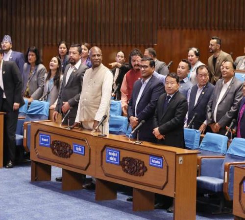 प्रतिनिधि सभाको बैठकमा प्रतिपक्षी दलको अवरोध (प्रत्यक्ष प्रसारण)
