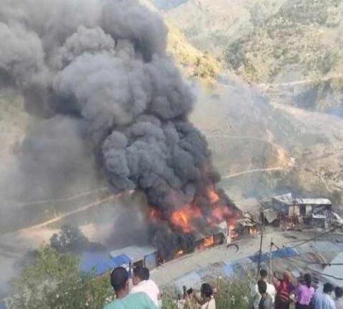 बाजुराको बाम्का बजारमा भीषण आगलागी