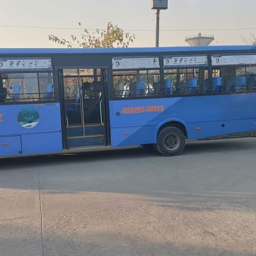 मयूर यातायातले सेवा दिॅंदा धुलिखेलमा तनाव