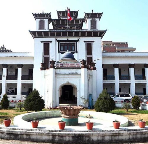 उम्मेदवारहरूले आफ्नै खातामा चन्दा उठाउन नपाउने