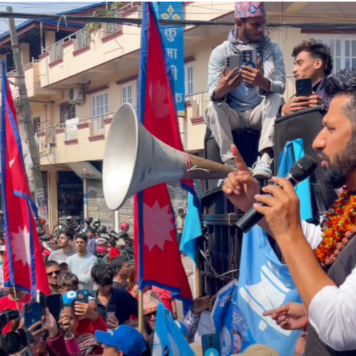 देश लुट्नेहरूलाई भाग्नु पर्ने ठाउँमा पुर्‍यायौँ: रवि लामिछाने