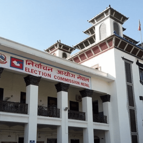 निर्वाचनका लागि तीन दिन बिदा दिन सरकारलाई सिफारिस