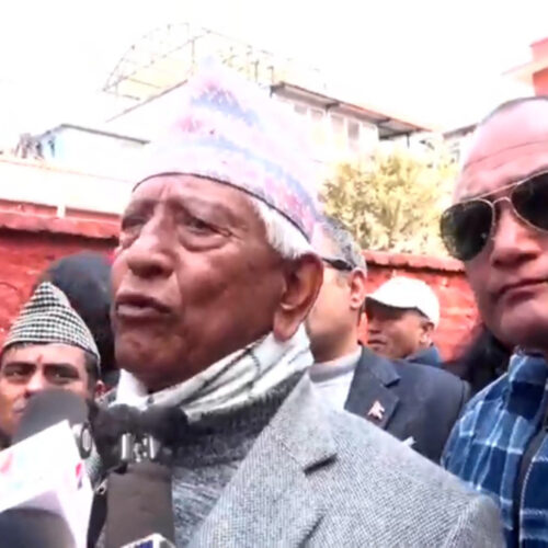 पार्टी र देश बदल्छु भनेर हिँडेको क्याप्टेनले मैदान छोडेर जान मिल्दैन: अर्जुननरसिंह केसी