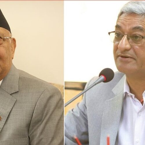 ओली र लेखकलाई आज अदालत लगिँदै