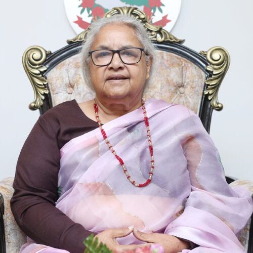 राष्ट्रको नाममा सम्बोधन गर्दै बिदा भइन् प्रधानमन्त्री