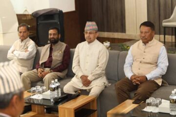 सर्वोच्चको फैसलाप्रति खड्का समूह असन्तुष्ट, पुनरावलोकनमा जाने संकेत